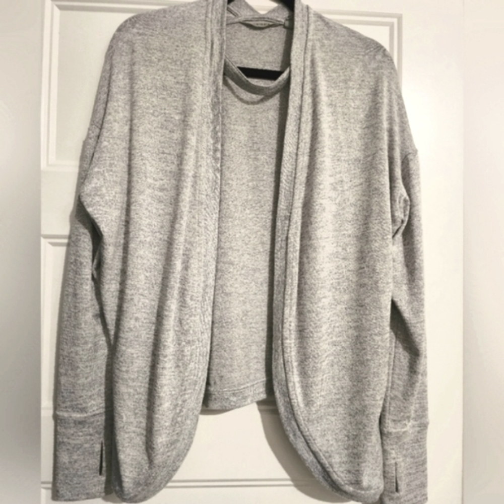 Athleta Women's Cardigan sz medium